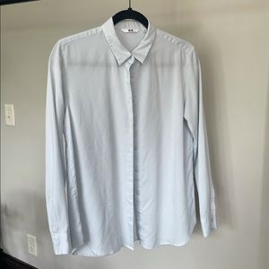 Uniqlo light blue shirt S